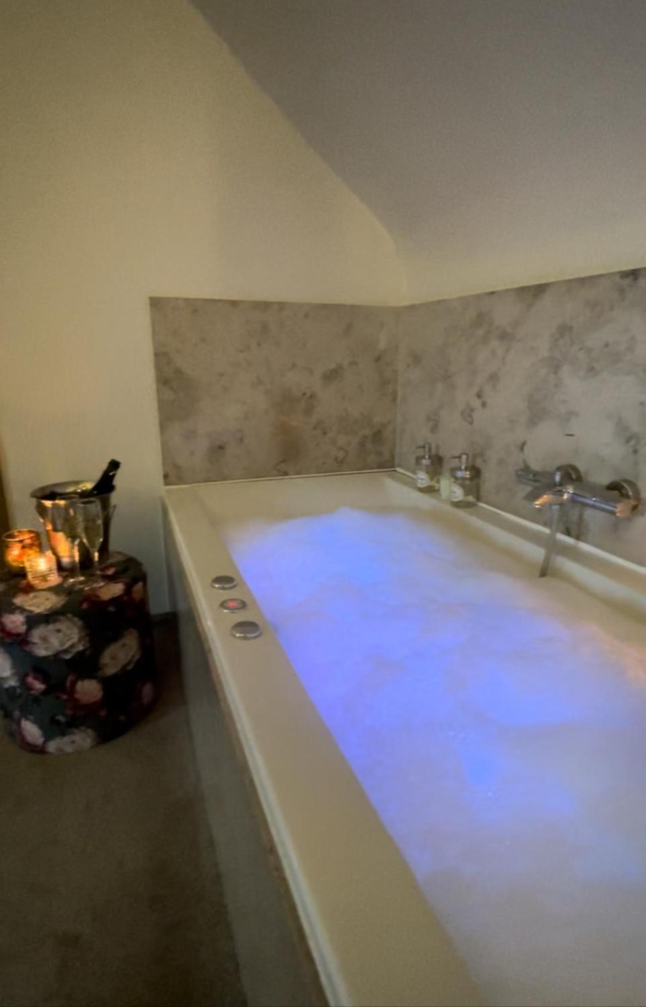 De Verborgen Parel B&B บอร์กโลน ภายนอก รูปภาพ